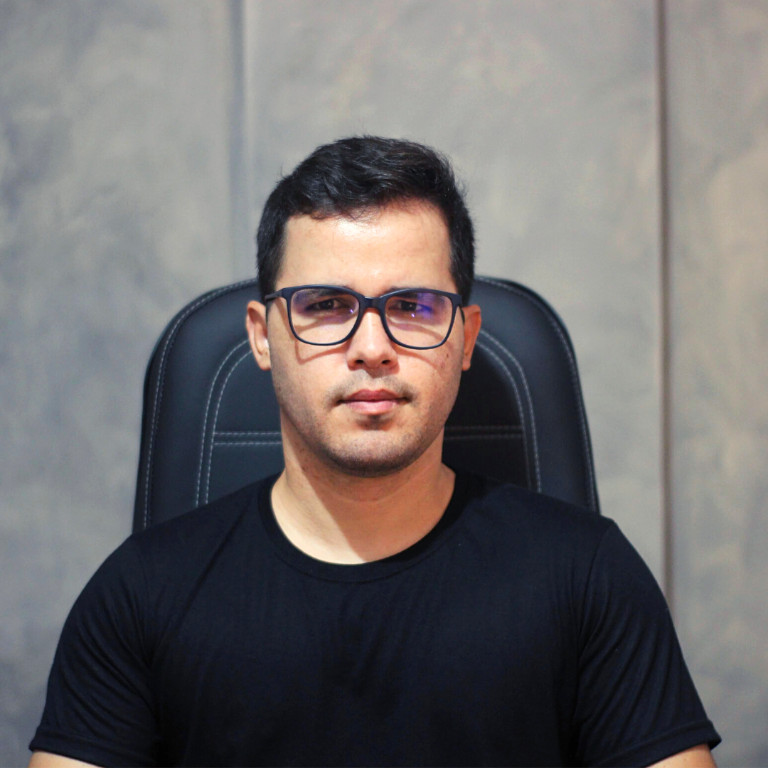 Thiago Soares — Fundador da Contrasta
